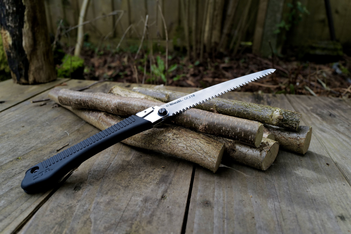 GR210 Folding Saw