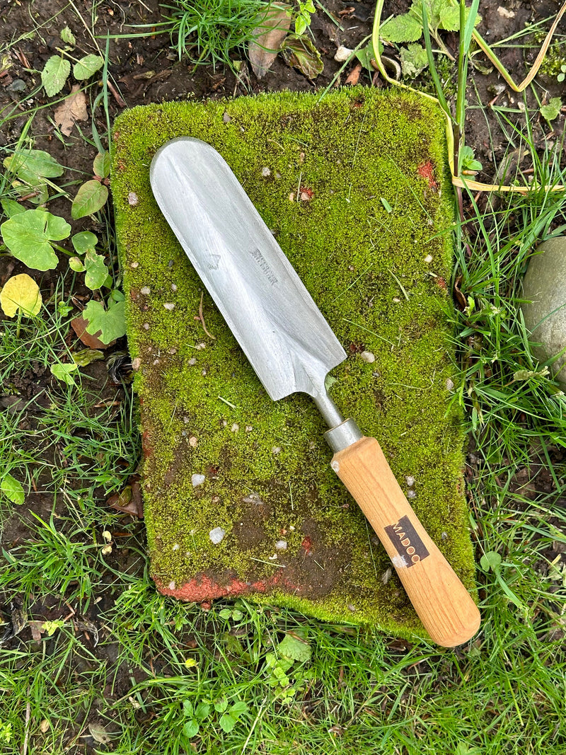 Great Dixter Trowel